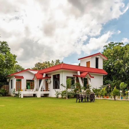 Stone Bridge Villa Gurgaon Eksteriør billede