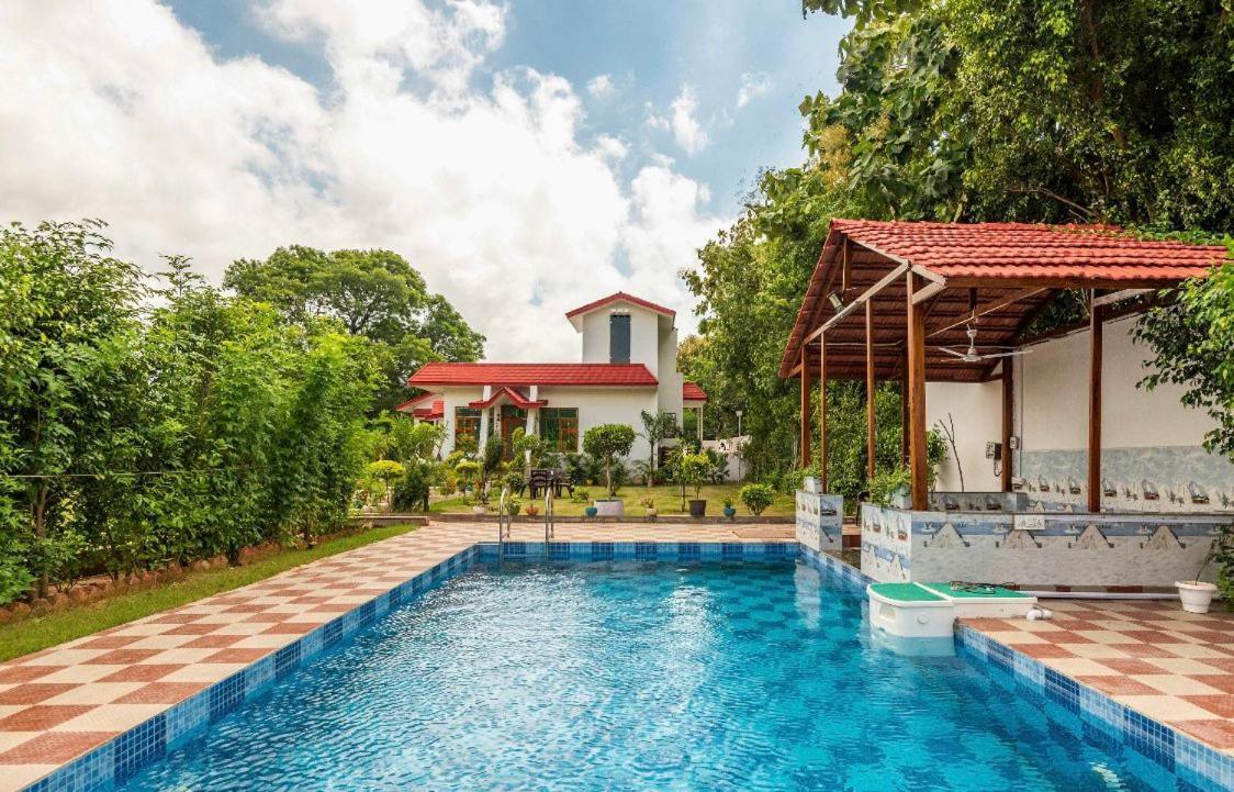 Stone Bridge Villa Gurgaon Eksteriør billede